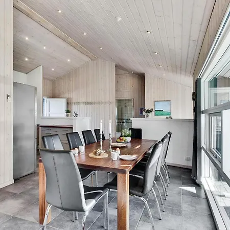 4 Bedroom Lovely In Romo Casa vacanze