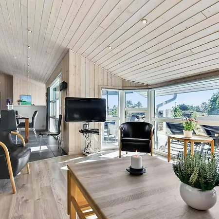4 Bedroom Lovely In Romo Casa vacanze *